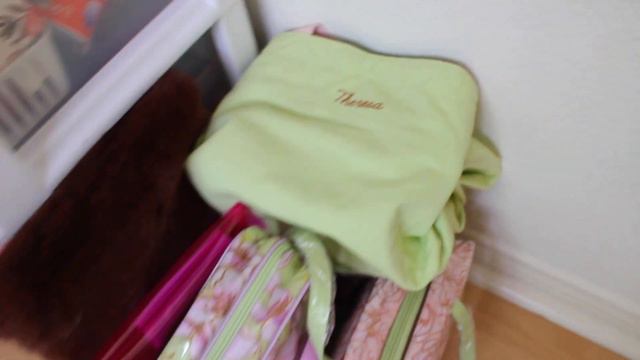 * My Realistic * Beauty Room / Filming Room Tour! + Makeup Organization !