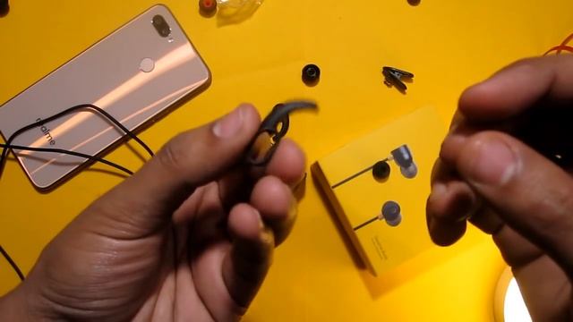 Realme Buds vs Boat BassHeads 225/220 : Full Detailed Comparison смотреть онлайн