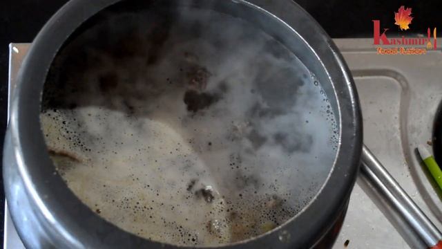 Restaurant Style Chicken Soup || Ghar Me Chicken Soup Kaise Banaye ||#Kashmir Food Fusion.