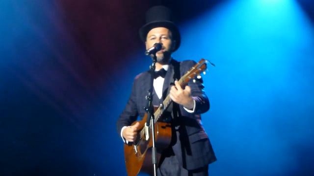 Christophe Maé - Mon Paradis - Vic Fezensac 04/07/14 смотреть онлайн