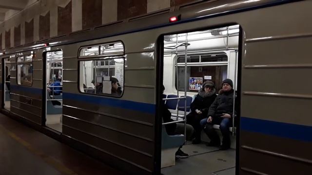 Вагон серый салон белый смотреть онлайн