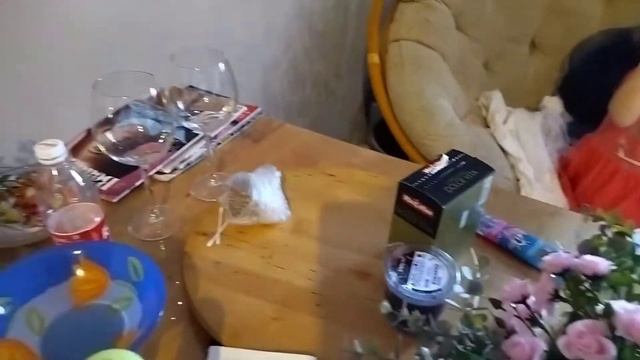 Куда поставить цветы? Ищу вазу. Влог. смотреть онлайн