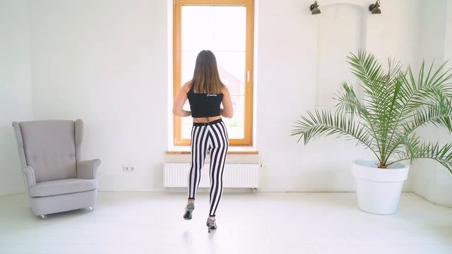 Бачата для начинающих. Базовые движения | Обучающие видео уроки танцев в домашних условиях. смотреть онлайн