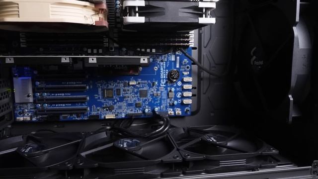 HOW IS THIS 10% FASTER!? EPYC & Gigabyte MZ72-HBO смотреть онлайн