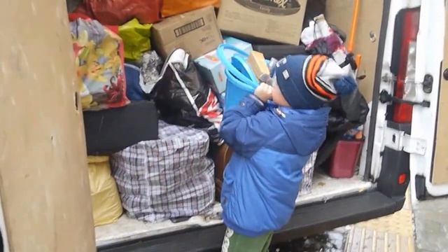 Кружок робототехники Помогаю перевозить вещи Вырвал первый зуб! смотреть онлайн