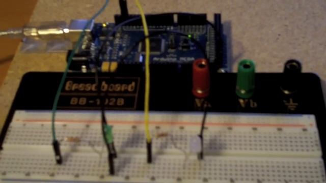 Arduino Serial Communication with Web GUI Via PHP смотреть онлайн