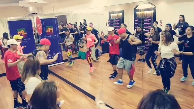 Dale Fuego - Edalam ft - Cuban Mob - Zin Marvin - Zumba fitness смотреть онлайн