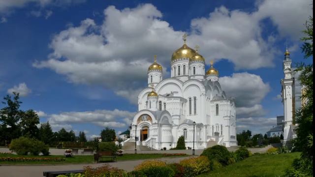 Прямая трансляция пользователя Свято-Троицкий Серафимо-Дивеевский женский монастырь смотреть онлайн