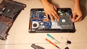 [4K] HOW TO OPEN HP 15 SERIES LAPTOPS | FULL VIDEO 2020