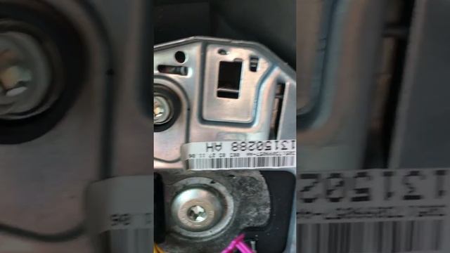 Opel Astra H 2004-2009 Steering Wheel Airbag Remove ( How to ) смотреть онлайн