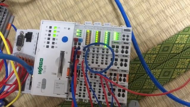 Wago.PFC 200 Flashing output without PLC Runtime смотреть онлайн