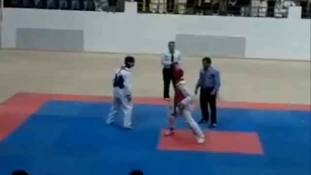 Taekwondo Knockouts ft despacito.. смотреть онлайн