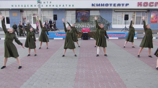 Хореографический коллектив Ритм, Чернянка - Месяц Май 22.06.2019 смотреть онлайн