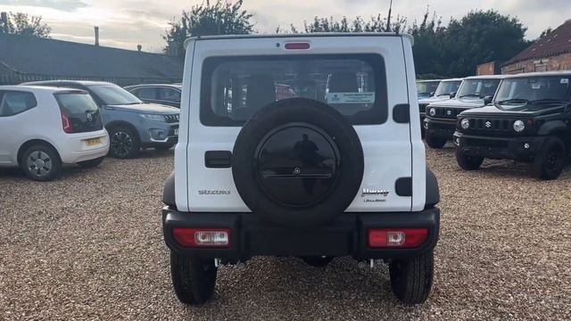 New Suzuki Jimny White смотреть онлайн