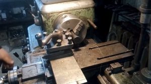 работа на токарном станке