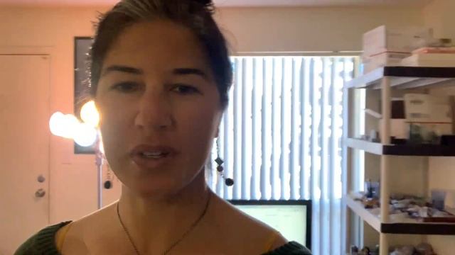 What Holiday Do I Celebrate & Why? | Day 19 | Tarot Vlogmas 2021 смотреть онлайн