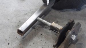 Замена Тормозных колодок - Нереально крутое приспособление...