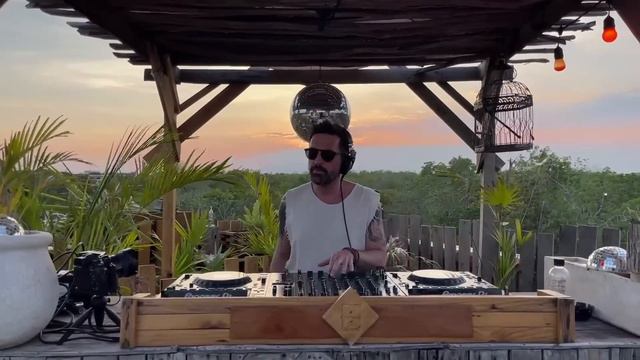 Rory Cochrane - Ephimera Tulum | Deep Sunset Session | Deep Organic House Mix смотреть онлайн