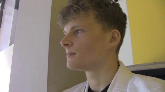 #Один день из жизни рукопашника смотреть онлайн