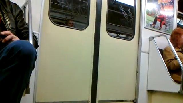 Budapest Metro M3: Népliget - Újpest-központ смотреть онлайн
