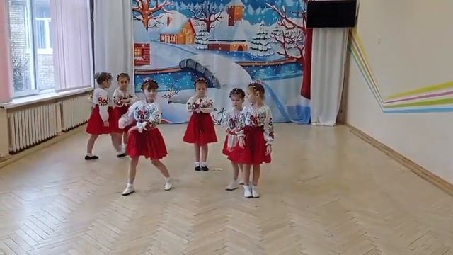 Танок "Ой є в лісі калина" смотреть онлайн