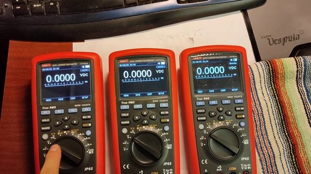 UNI-T UT181A подборка приборов - от раннего до относительно современного смотреть онлайн