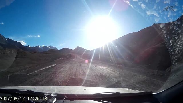 35. Памирский тракт. Ак-Байтал. Высота 4655 м. 12 августа 2017 г. смотреть онлайн