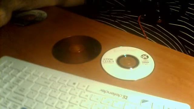 Видео с веб-камеры. Дата: 3 ноября 2013 г., 0:20. смотреть онлайн