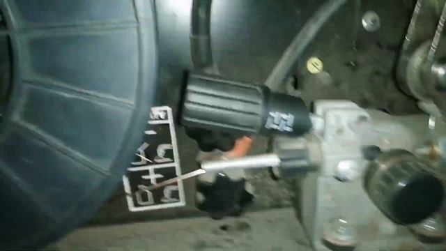 Как поменять проволку на полуавтомате? Что делать если закончилась проволка на сварочном аппарате? смотреть онлайн