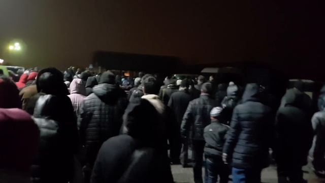 Крестным ходом с мощами преподобного Амфилохия. Проповедь митр. Владимира. 30.12.2018 смотреть онлайн