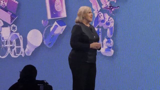 CES 2022 | The Worlds Biggest Tech Show | Memories from 2020 & Expectations in 2022 смотреть онлайн
