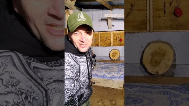 Супер бросок сразу 3 ножей смотреть онлайн