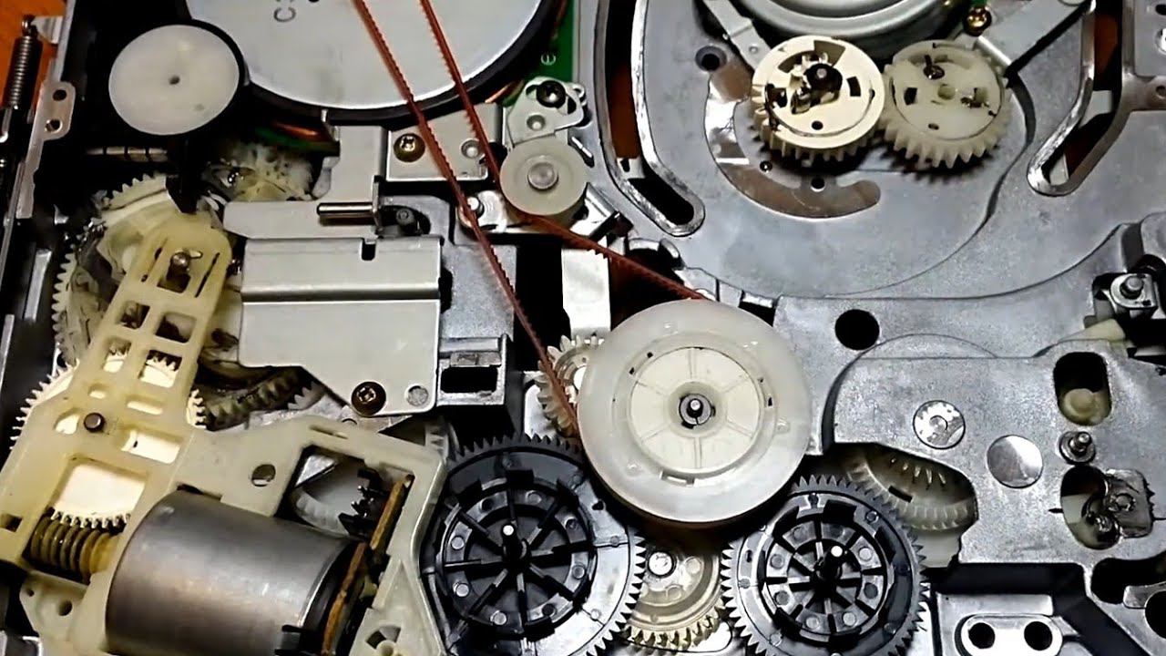 Ремонт видеомагнитофона Panasonic NV-SD20. Часть 1. VHS смотреть онлайн