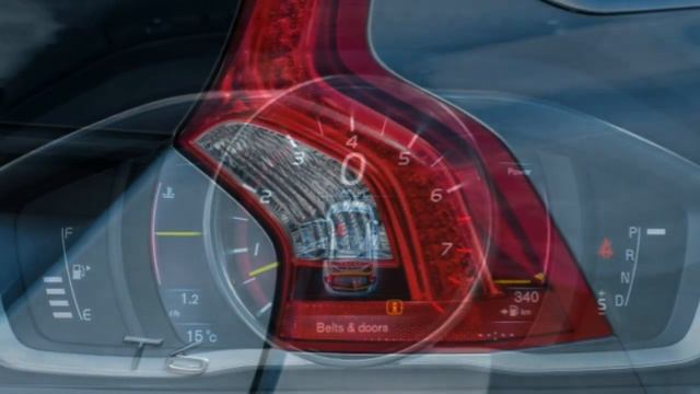 Volvo V60 2017 Car Review