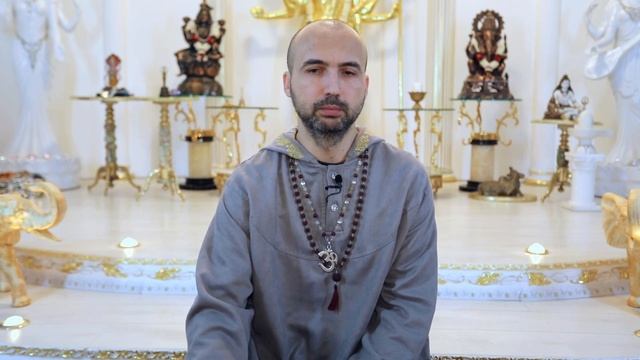 Выбор между аналитической и пустотной медитацией смотреть онлайн