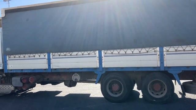 RENAULT PREMIUM 340.26 6x2 G SEMITAUTLINER 8,2M смотреть онлайн