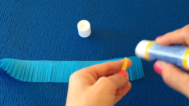 DIY .Как сделать бумажные цветы своими руками. Украшение для подарочной упаковки!! смотреть онлайн