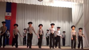 Танец "Яблочко" в исполнении учащихся нашей школы