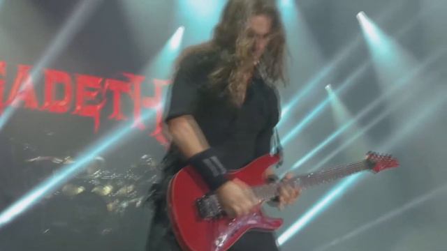 Kiko Loureiro plays "Conquer or Die" Live смотреть онлайн