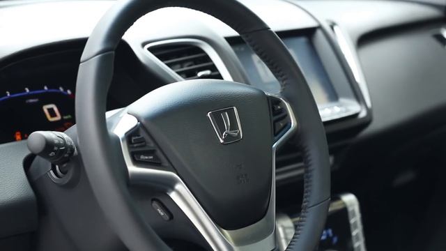 自主改款Luxgen S5 1.8 Turbo смотреть онлайн