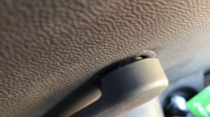 How to remove the window winder handle on a Vauxhall Opel Zafira