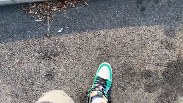 Changing the GAME! Jordan 1 Stadium Green Zoom Comft Review / Unboxing MUCH More Comfortable !! смотреть онлайн