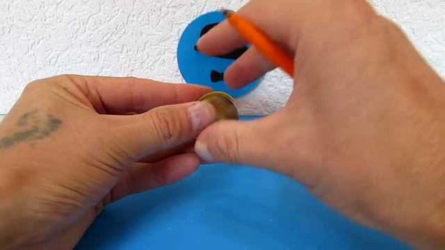 Идея. Миниатюра. ОТЛИЧНЫЙ СУВЕНИР К 1 СЕНТЯБРЯ ! Поделка своими руками. смотреть онлайн