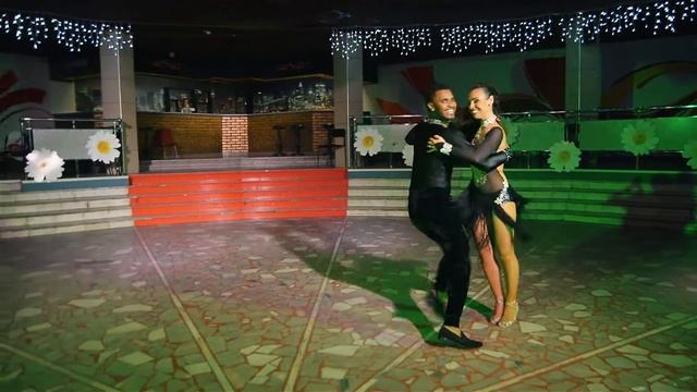 Luiz Carlos & Natasha Samba de gafieira Show 2017 смотреть онлайн