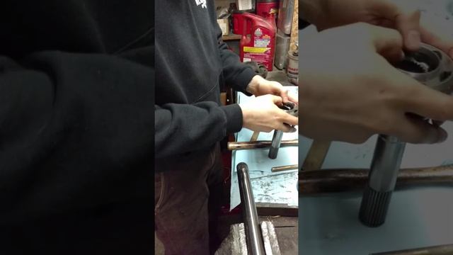 Suzuki samurai CV axle tear down disassembly смотреть онлайн