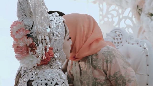 Wedding cinematic Mirdat & Maya, senin 05 Agustus 2019 смотреть онлайн
