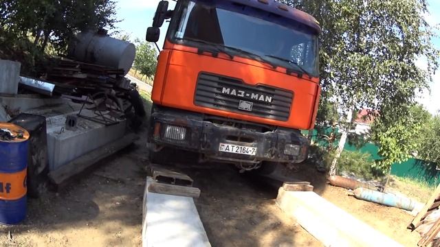 Снятие ZF коробки с самосвала Маз-Мана смотреть онлайн