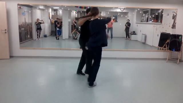 Mamboleo Dance Studio Salsa on 2 27-12-2016 смотреть онлайн