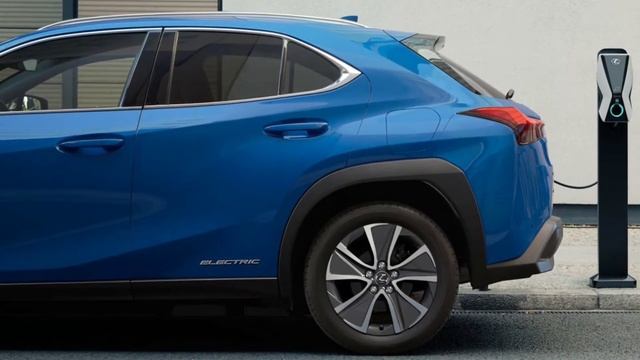 Lexus UX 300e 2021 Review смотреть онлайн