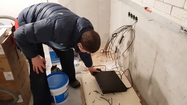 Монтаж, установка видеонаблюдения. Установка камер видеонаблюдения. IP Видеонаблюдение. смотреть онлайн